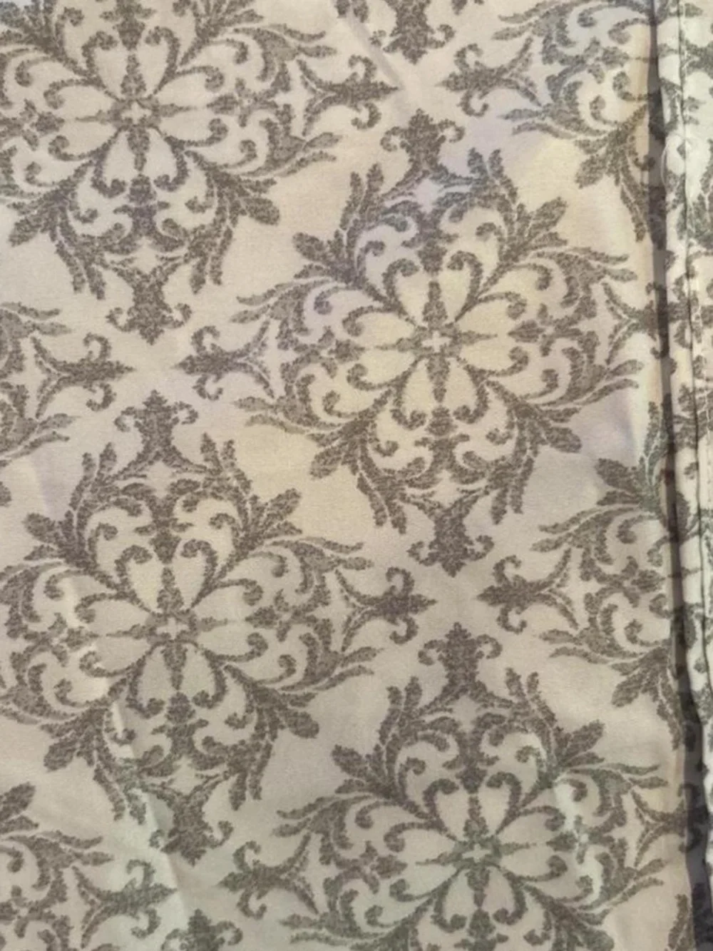S.L. Home Fashions Light Gray and white fitted sheet -KING